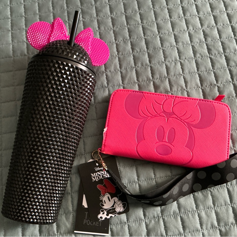 Disney Black and Pink Minnie Mouse Tumbler and Wallet